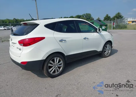 2010 Hyundai Tucson Limited z USA, uszkodzony, nr VIN KM8JU3AC5AU042849